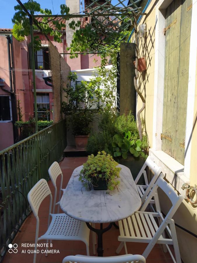 Sweet Home New Venesia Bagian luar foto