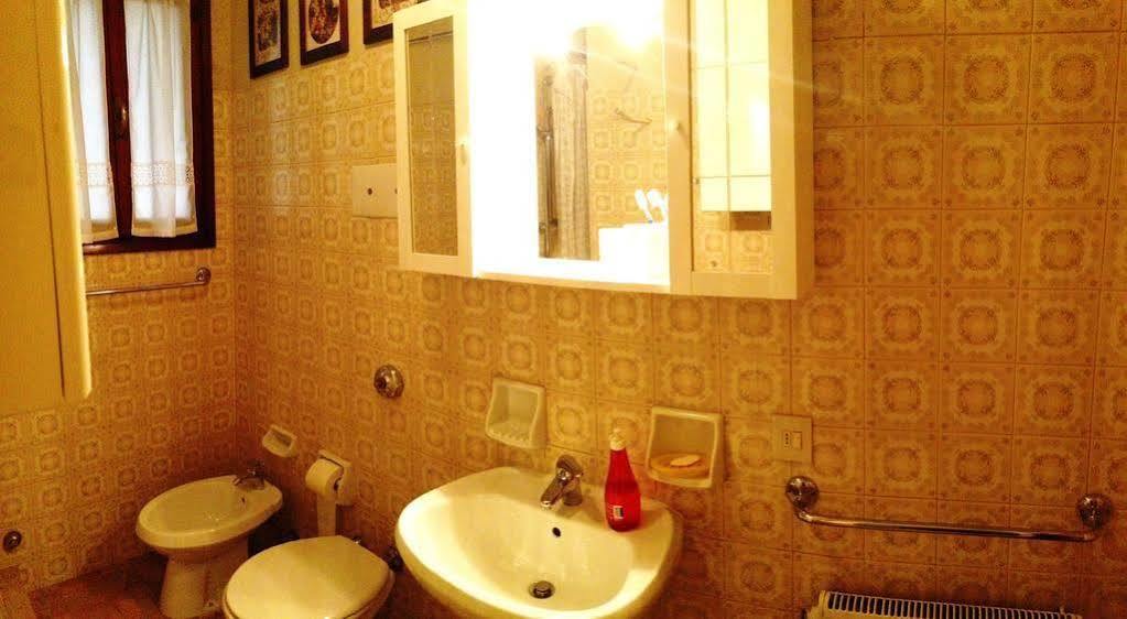 Sweet Home New Venesia Bagian luar foto