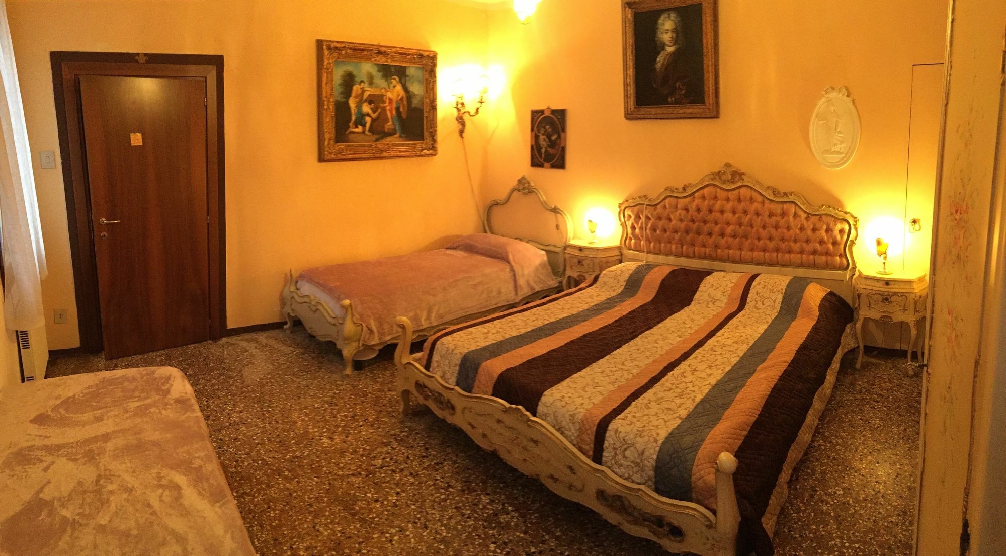 Sweet Home New Venesia Bagian luar foto
